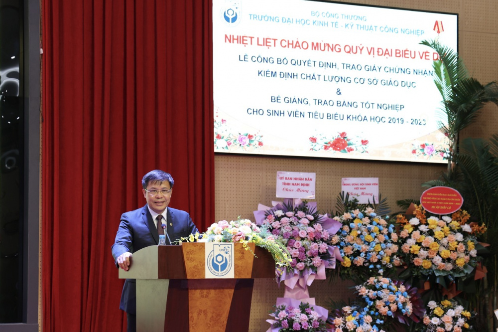 Trường Đại học Cwin.com giải trí hiện đại - Kỹ thuật Tải về ứng dụng CWIN05 ngay hôm nay