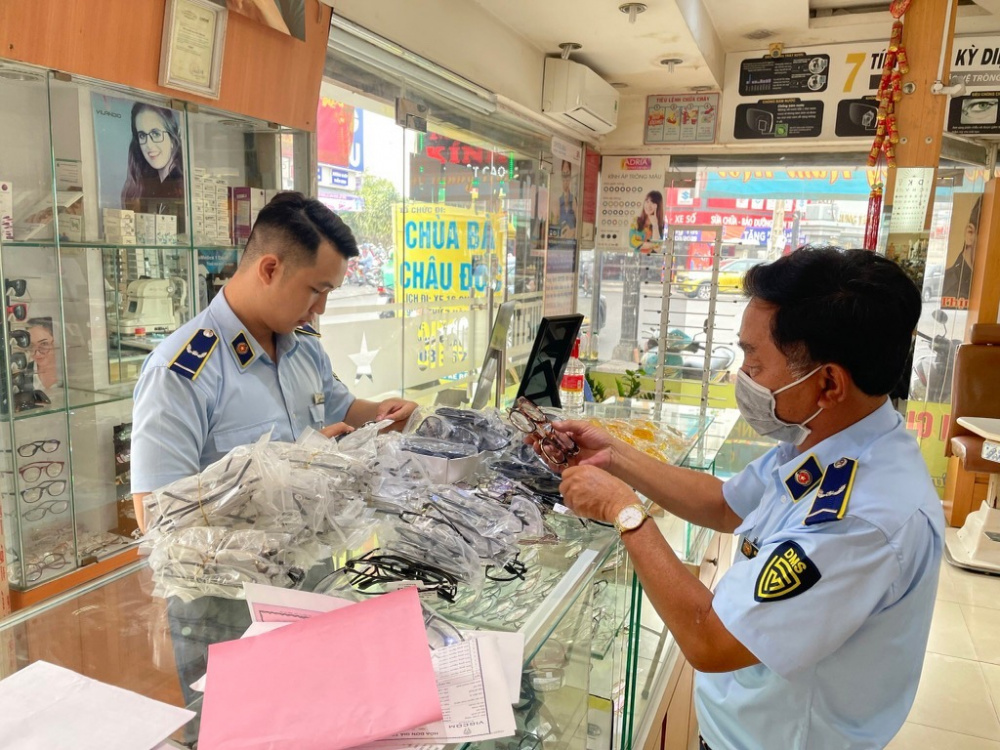 Quản  lý thị trường TP.Hồ Chí Minh