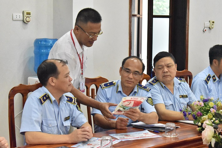 phân biệt hàng thật, hàng giả