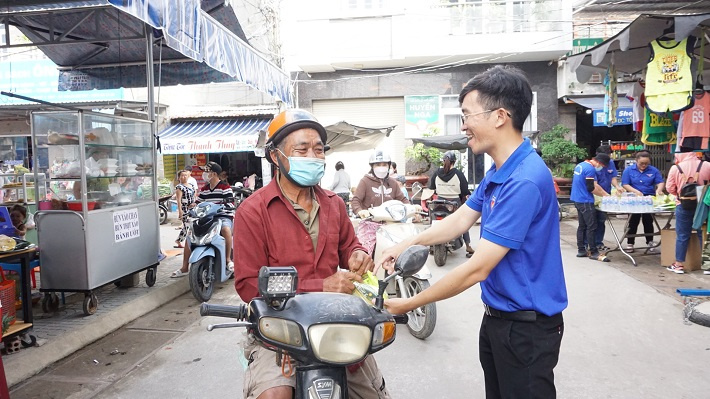Thanh niên Nhiệt điện Phú Mỹ