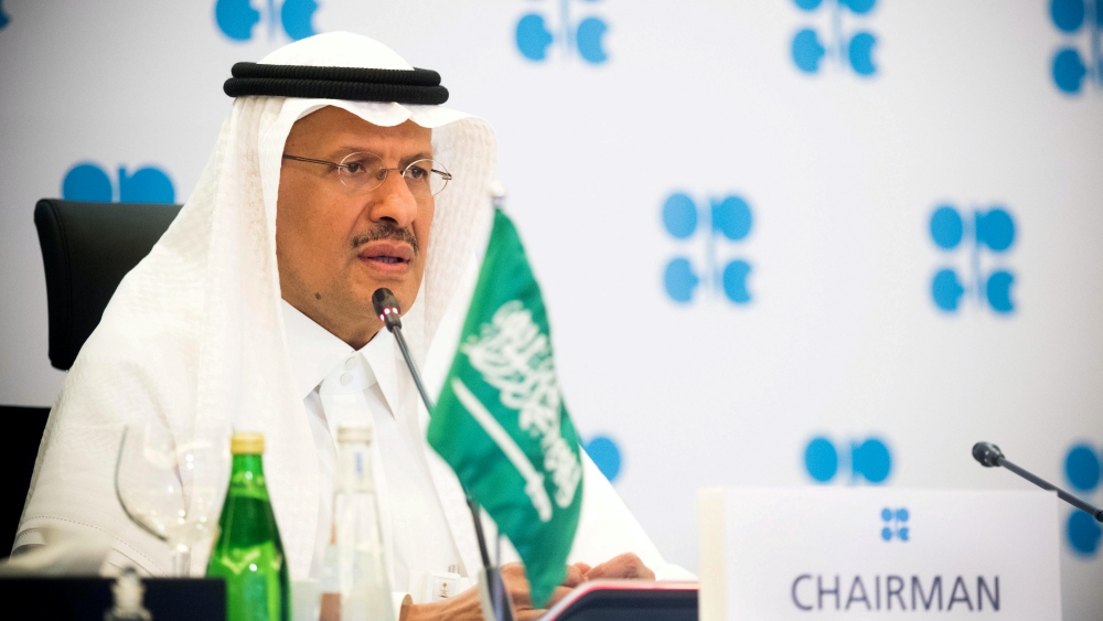 Saudi Arabia giảm sản lượng khai thác dầu