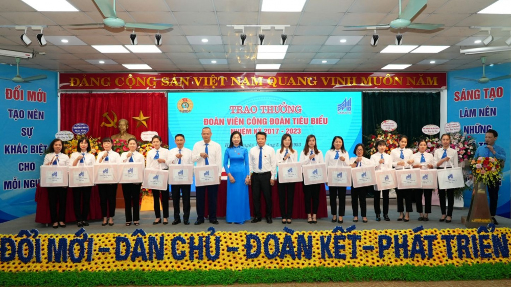 May 10 hoạt động chăm lo cho CBCNVNLĐ