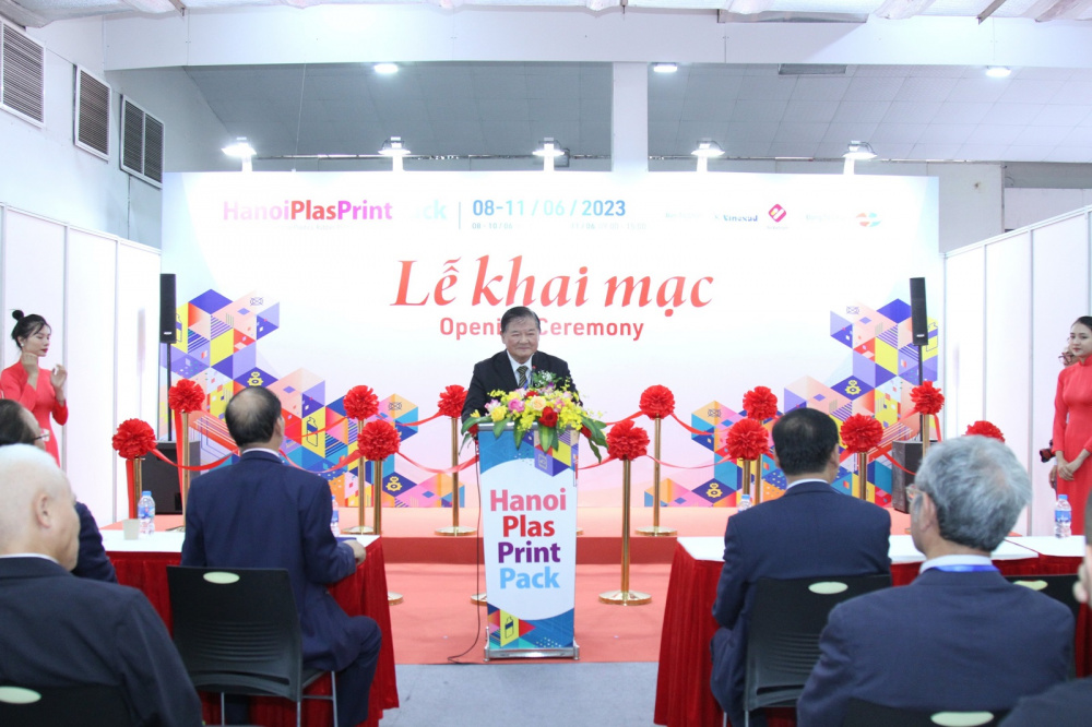 triển lãm nhựa