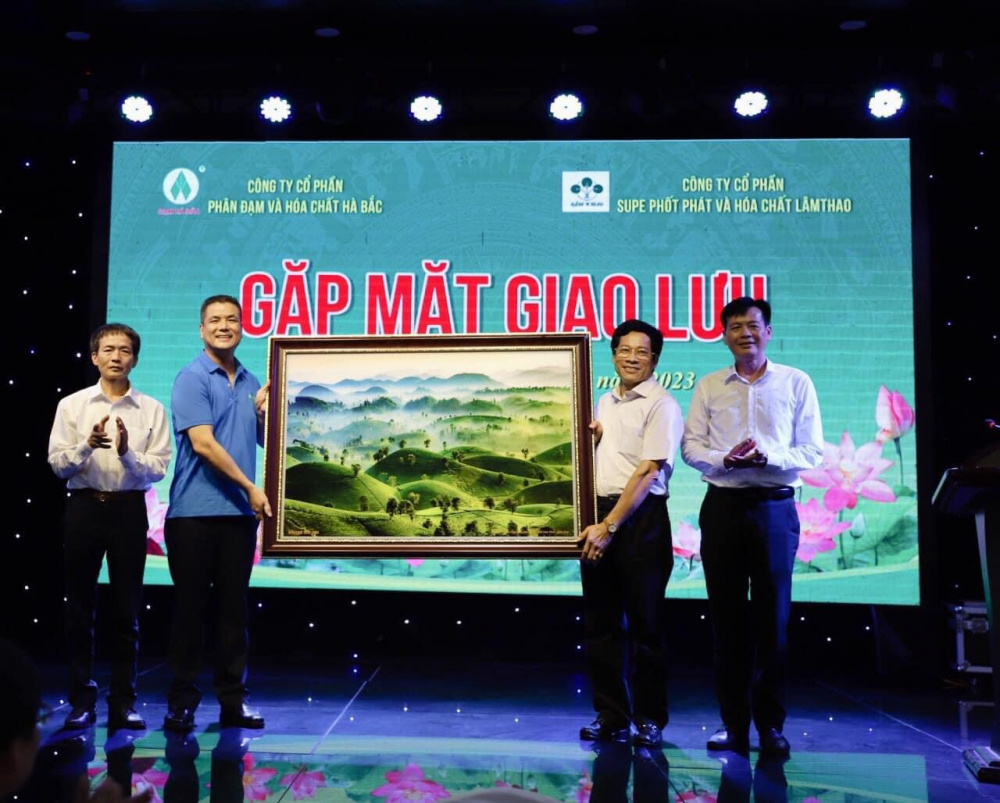 Công ty Supe Lâm Thao