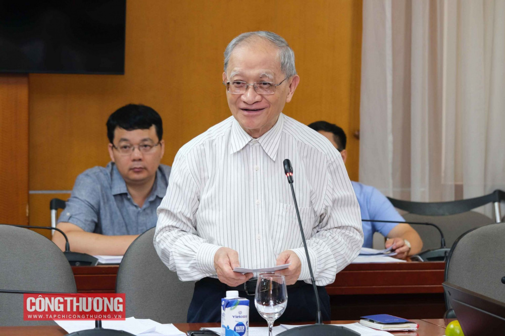 TS. Lê Đăng Doanh - Nguyên Viện trưởng Viện Nghiên cứu Quản lý Cwin.com giải trí hiện đại Trung ương
