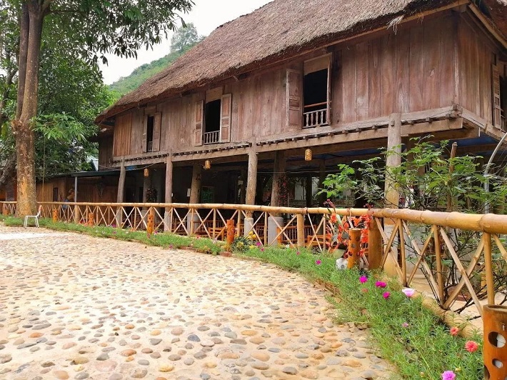 Bản Lác