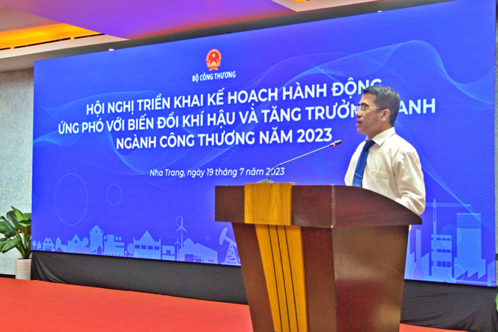 Ông Tăng Thế Hùng, Phó Vụ trưởng Vụ Tiết kiệm năng lượng và Phát triển bền vững
