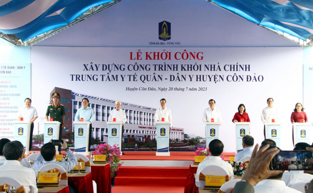 chu tich nuoc du le khanh thanh tai con dao