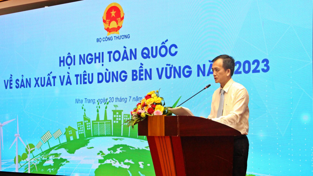 ông Trịnh Quốc Vũ – Phó Vụ trưởng Vụ Tiết kiệm năng lượng và Phát triển bền vững