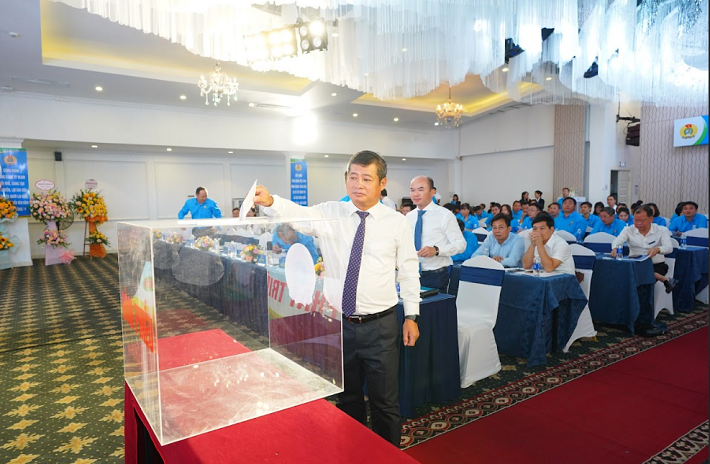 Đại hội bỏ phiếu bầu Ban chấp hành Công đoàn VEAM khóa VI
