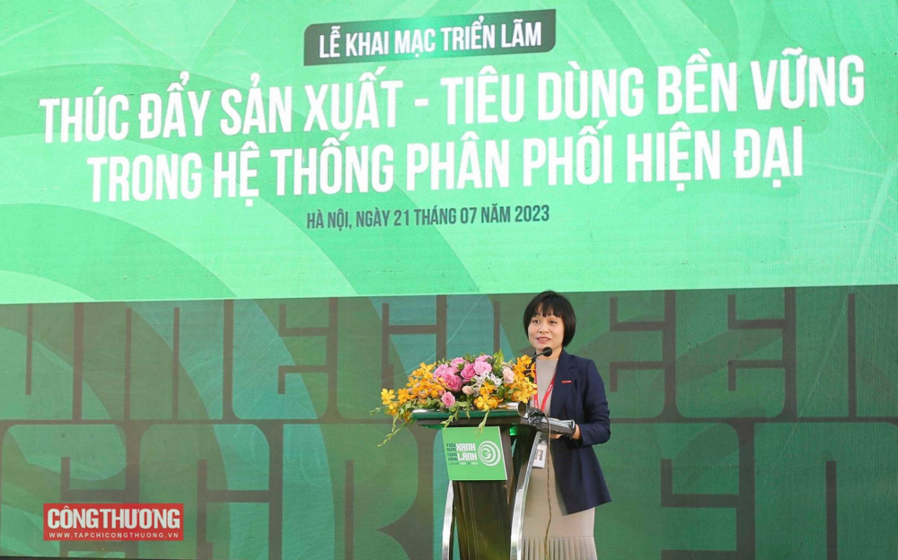 Bà Phạm Thị Thùy Linh - Giám đốc Đối ngoại và Đầu tư miền Bắc, Tập đoàn Central Retail