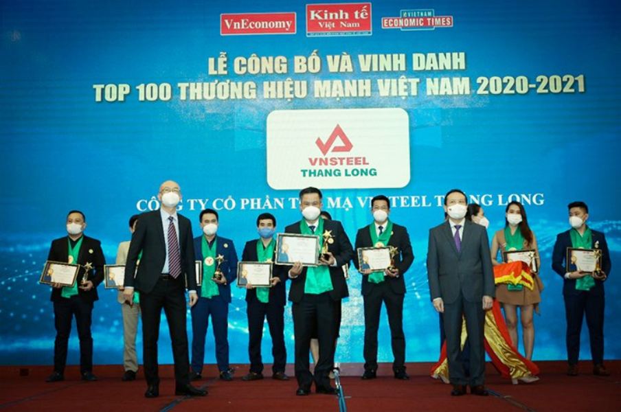 VNSTEEL Thăng Long trong lễ vinh danh top 100 thương hiệu mạnh Việt Nam 2020-2021