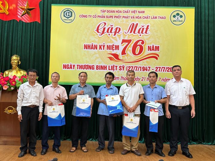 Đền ơn, đáp nghĩa