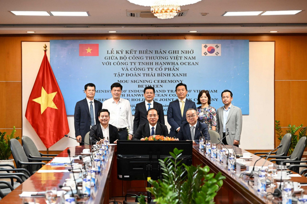Đại diện ba bên ký kết hợp tác toàn diện trong đào tạo, phát triển và tuyển dụng nguồn nhân lực chất lượng cao Trang Chủ Cwin Com | Link Bảo Mật Cao 100%