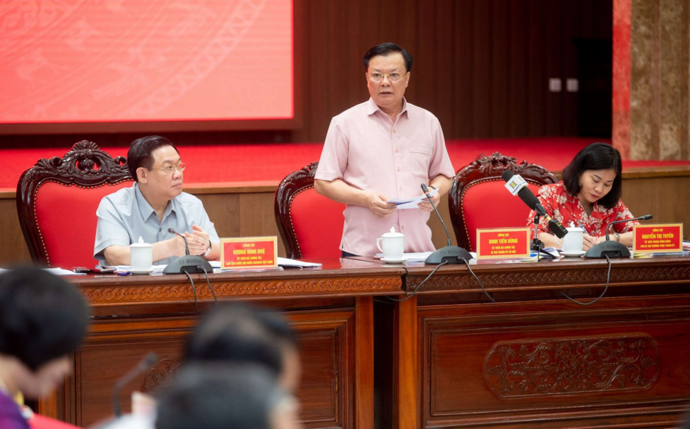 Bí thư Thành ủy Hà Nội Đinh Tiến Dũng
