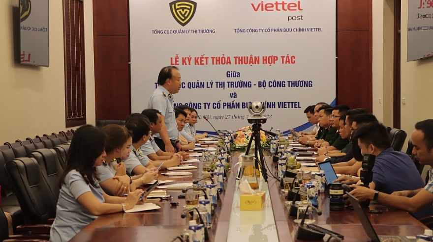Tổng Cục trưởng Tổng cục QLTT Trần Hữu Linh khẳng định việc ký kết hợp tác sẽ giúp nhiệm vụ của mỗi bên được thực thi hiệu quả hơn trong thời gian tới