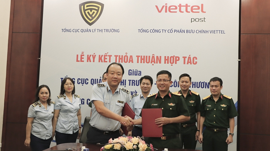 Phối hợp, ngăn chặn hàng giả qua đường bưu chính