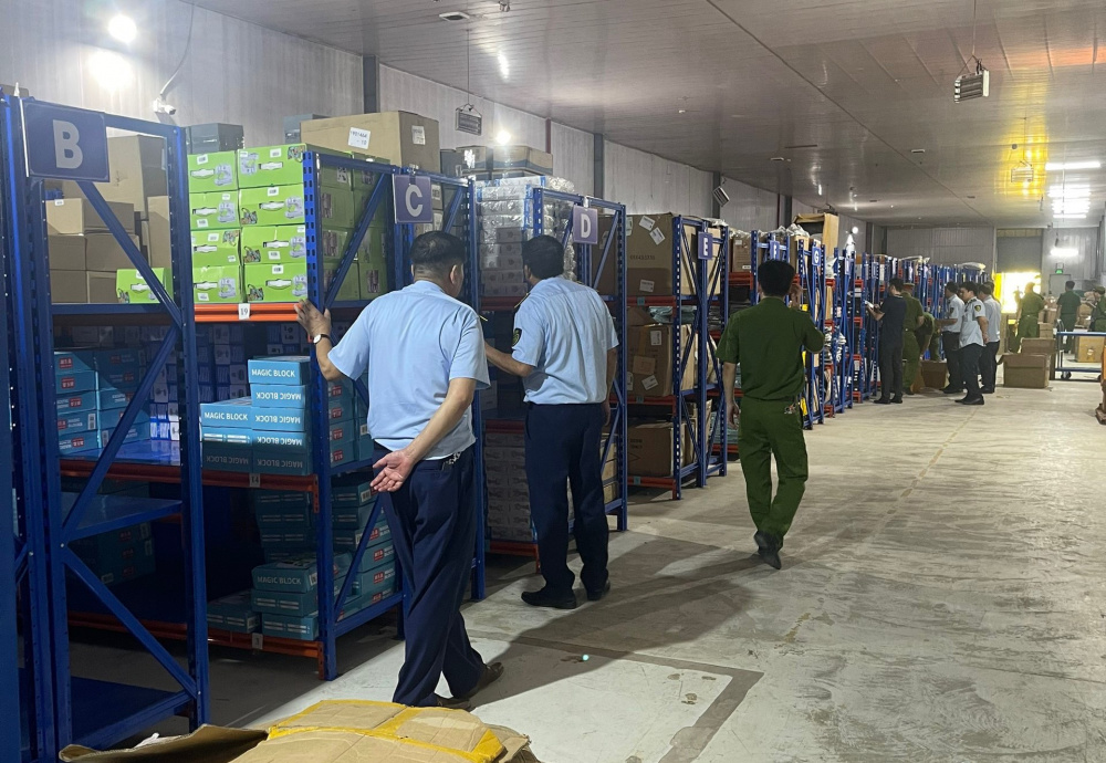 Số sản phẩm bị phát hiện tại Bắc Ninh khá đa dạng, thuộc các nhóm Cwin Đăng Ký + 1888k khác nhau như điện tử, quần áo, mỹ phẩm, đồ gia dụng,...