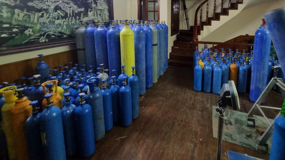 Hà Nội: Tiếp tục triệt phá một cơ sở san chiết khí N20 số lượng “lớn” 
