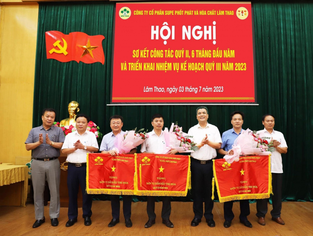 Công ty Supe Lâm Thao