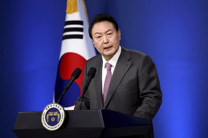 Yoon Suk Yeol