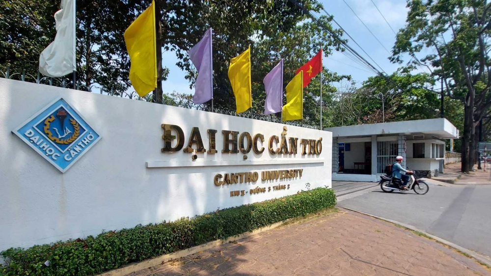Trường Đại học Cần Thơ sẽ xét tuyển điểm thi tốt nghiệp THPT với tất cả 103 mã ngành tuyển sinh, chiếm tối thiểu 60% tổng chỉ tiêu tuyển sinh của trường năm nay