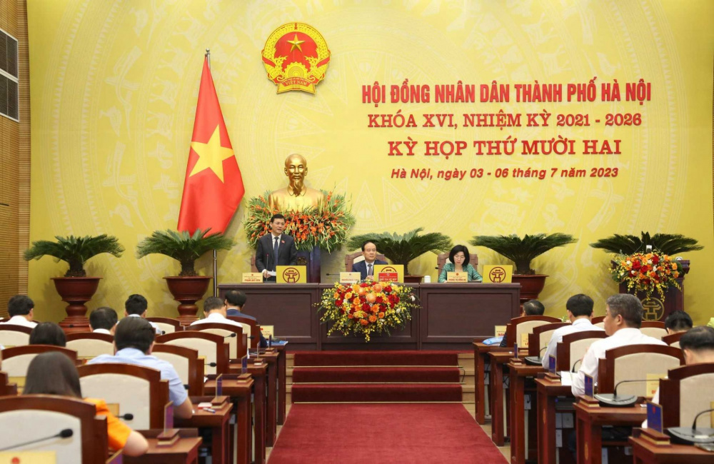 Sau 3,5 ngày của kỳ họp thứ 12, HĐND TP. Hà Nội đã xem xét, thông qua 21 báo cáo và 22 nghị quyết chuyên đề
