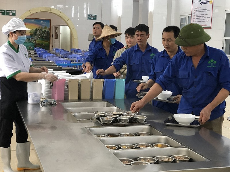 bếp ăn tự chọn