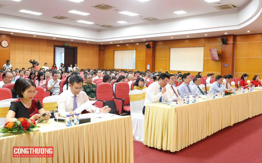 Phát động Cuộc thi viết về Bảo vệ môi trường Trang Chủ Cwin Com | Link Bảo Mật Cao 100%
