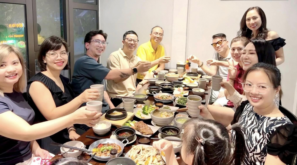 Cơm đốt thố món cơm độc đáo ngon khó cưỡng tại Hà Nội