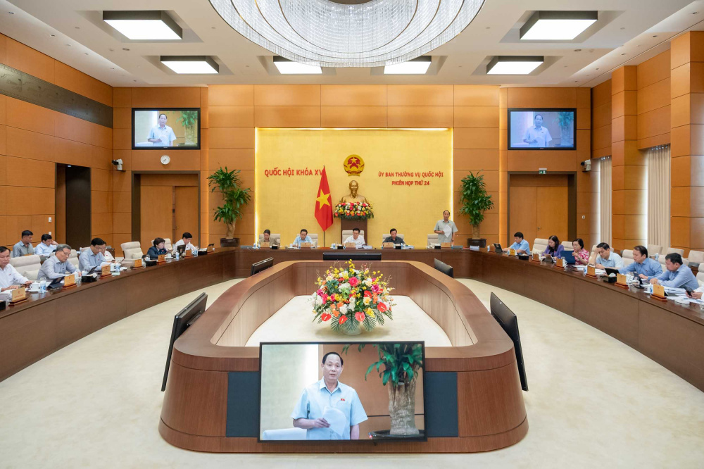 Hình ảnh tại phiên họp thứ 24 của Ủy ban Thường vụ Quốc hội