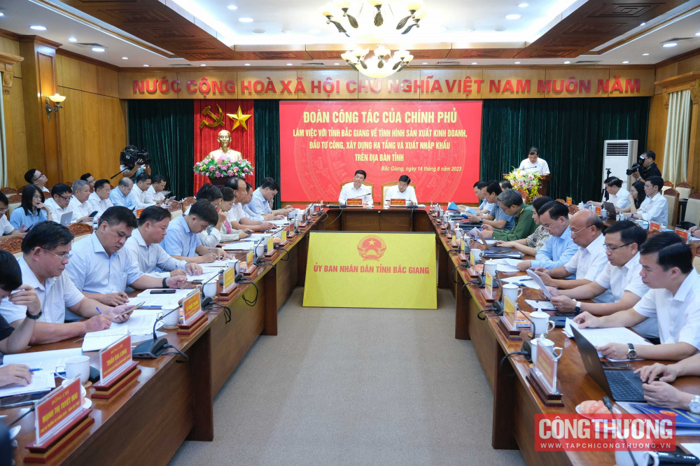 Toàn cảnh buổi làm việc