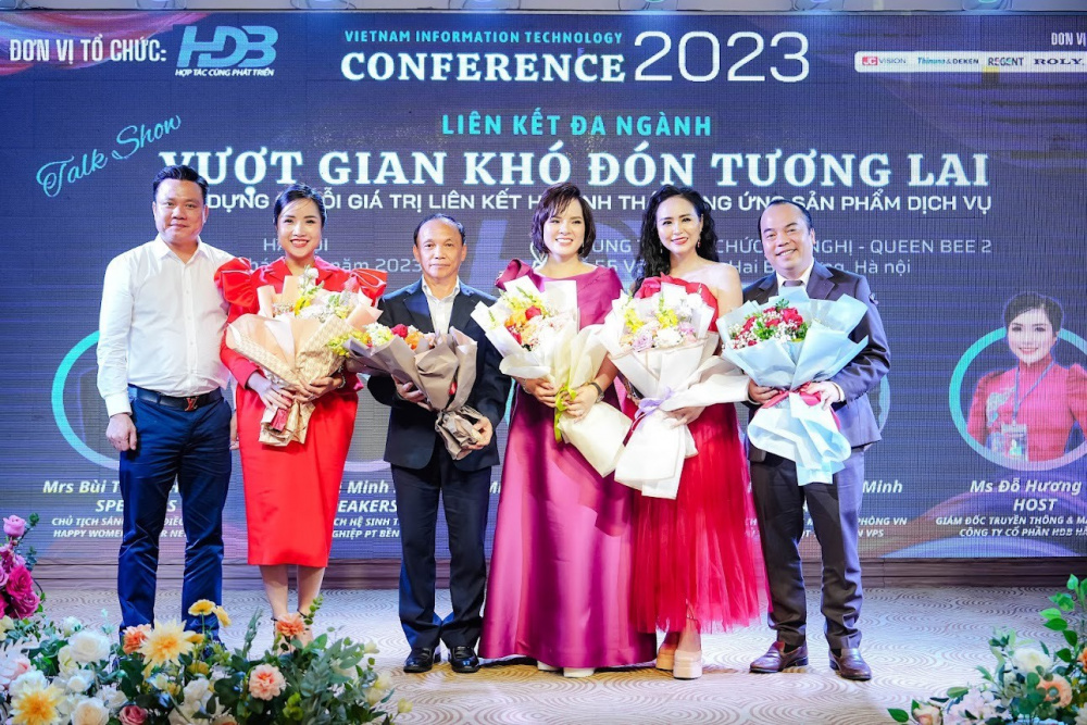 ong hoang trung kien