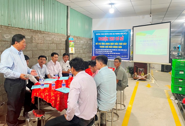 Giám đốc Trung tâm Khuyến công và Xúc Tiến thương mại tỉnh Long An Phạm Văn Phong