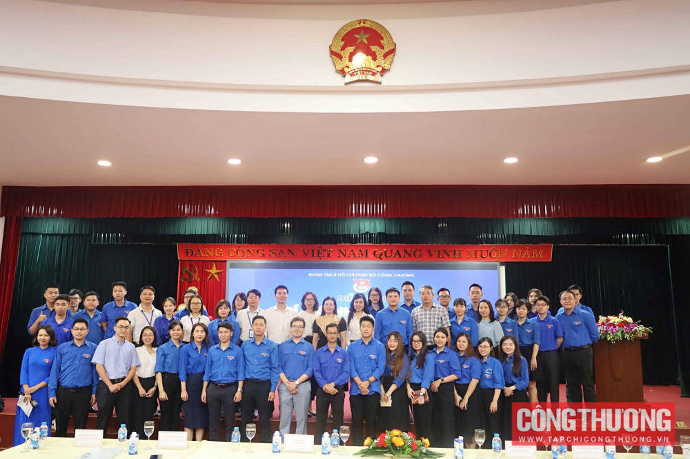 Diễn đàn trí tuệ nhân tạo: cơ hội và thách thức với thanh niên