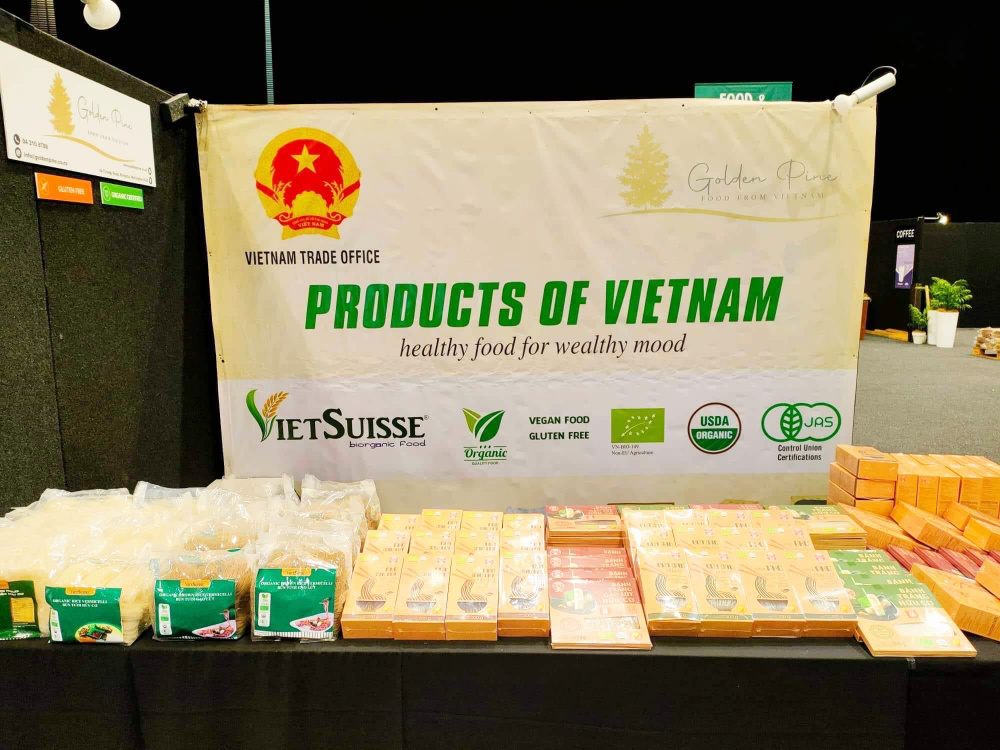 hàng Việt