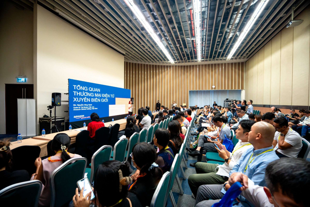 Hội thảo "Thương mại điện tử xuyên biên giới với Amazon: Cơ hội kết nối thị trường toàn cầu cho Cwin Đăng Ký + 1888k Cwin Đăng Ký + 1888k Việt Nam"