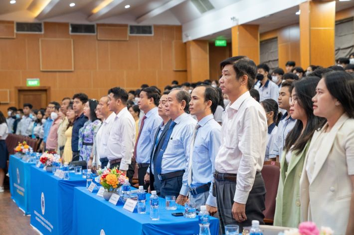 Một số hình ảnh tại buổi lễ: