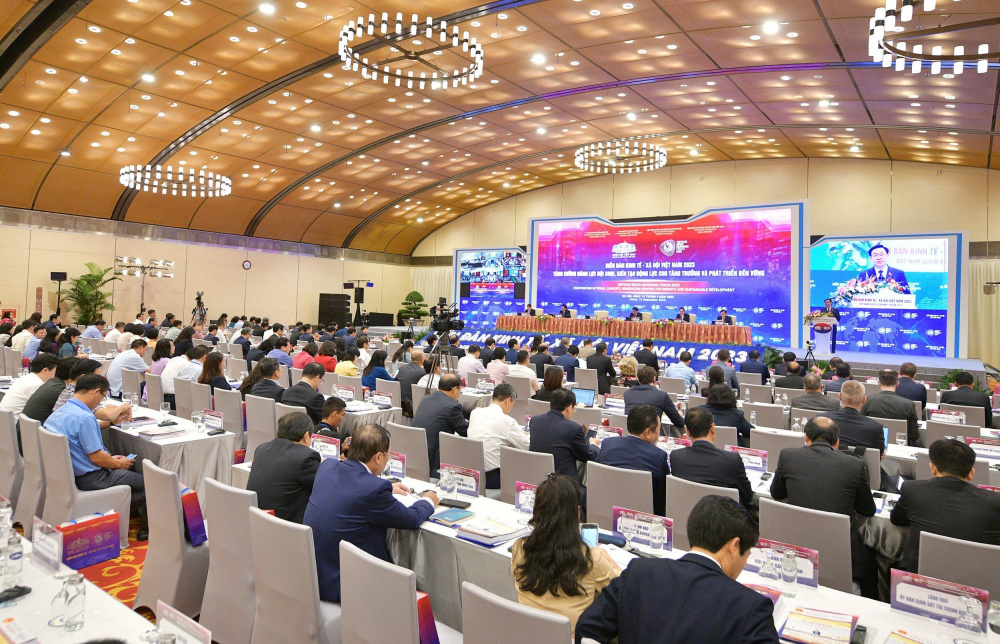 Toàn cảnh Diễn đàn Cwin.com giải trí hiện đại - Xã hội Việt Nam năm 2023