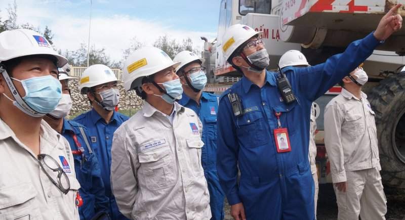 Nhà máy Lọc dầu Dung Quất