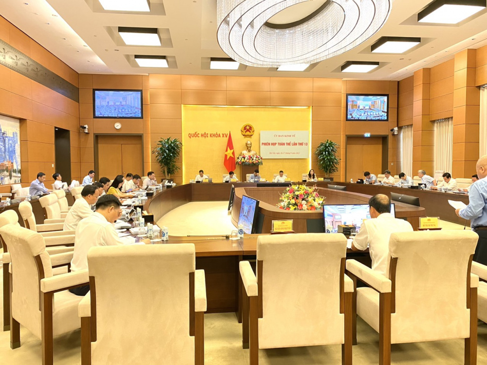 Toàn cảnh phiên họp thẩm tra