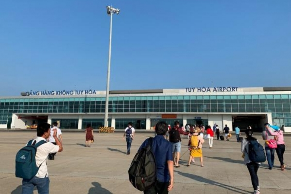 cảng hàng không tuy hòa