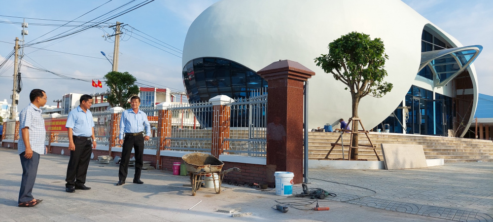 Tân Trụ