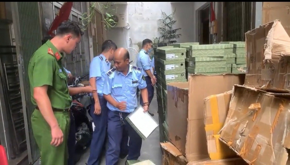 Năm 2023, Cục QLTT TP. Hồ Chí Minh đã kiểm tra trên 5.000 vụ, thu nộp ngân sách đạt trên 96 tỷ đồng, chuyển cơ quan điều tra xem xét khởi tố 21 vụ án hình sự