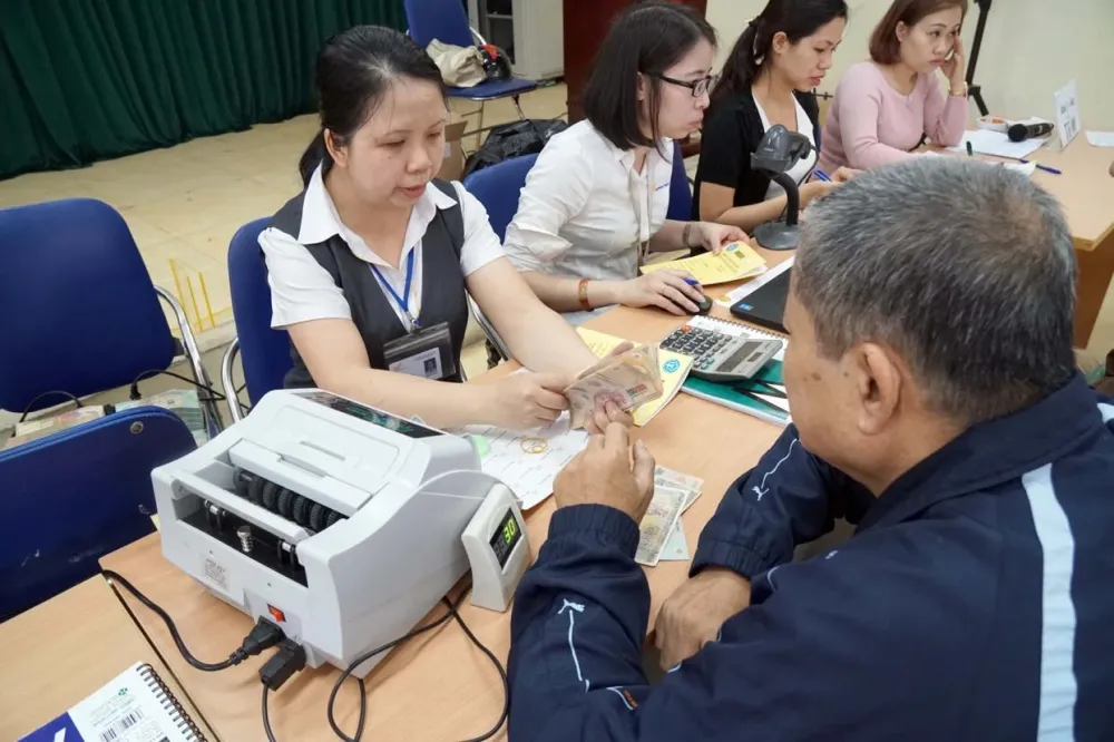 Chi trả lương hưu