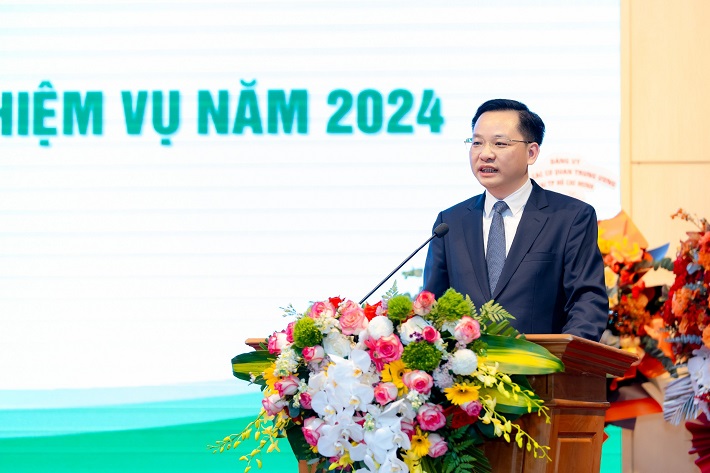 ong nguyen huu tu