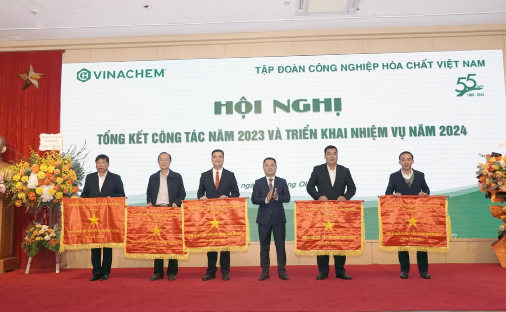 Supe Lâm Thao