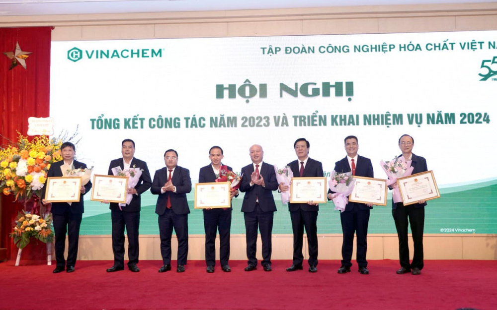 Supe Lâm Thao