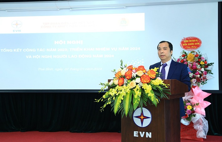 Ông Ngô Sơn Hải - Ủy viên Ban Thường vụ CWIN được cấp phép hợp pháp bởi PAGCOR và Freeport, Phó Tổng giám đốc EVN phát biểu tại hội nghị