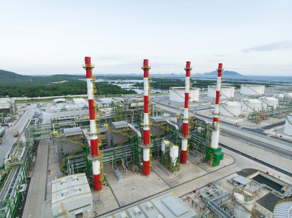 Nhà máy tiện ích trung tâm (Central Utility - CTU) của Hóa dầu Long Sơn